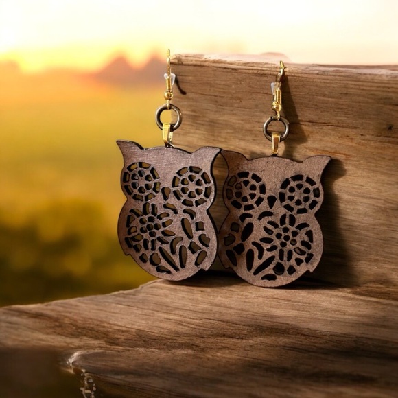 Owl earrings. Super light. Bohemian. Hippie style. 70’s style Vintage feel - Picture 10 of 11
